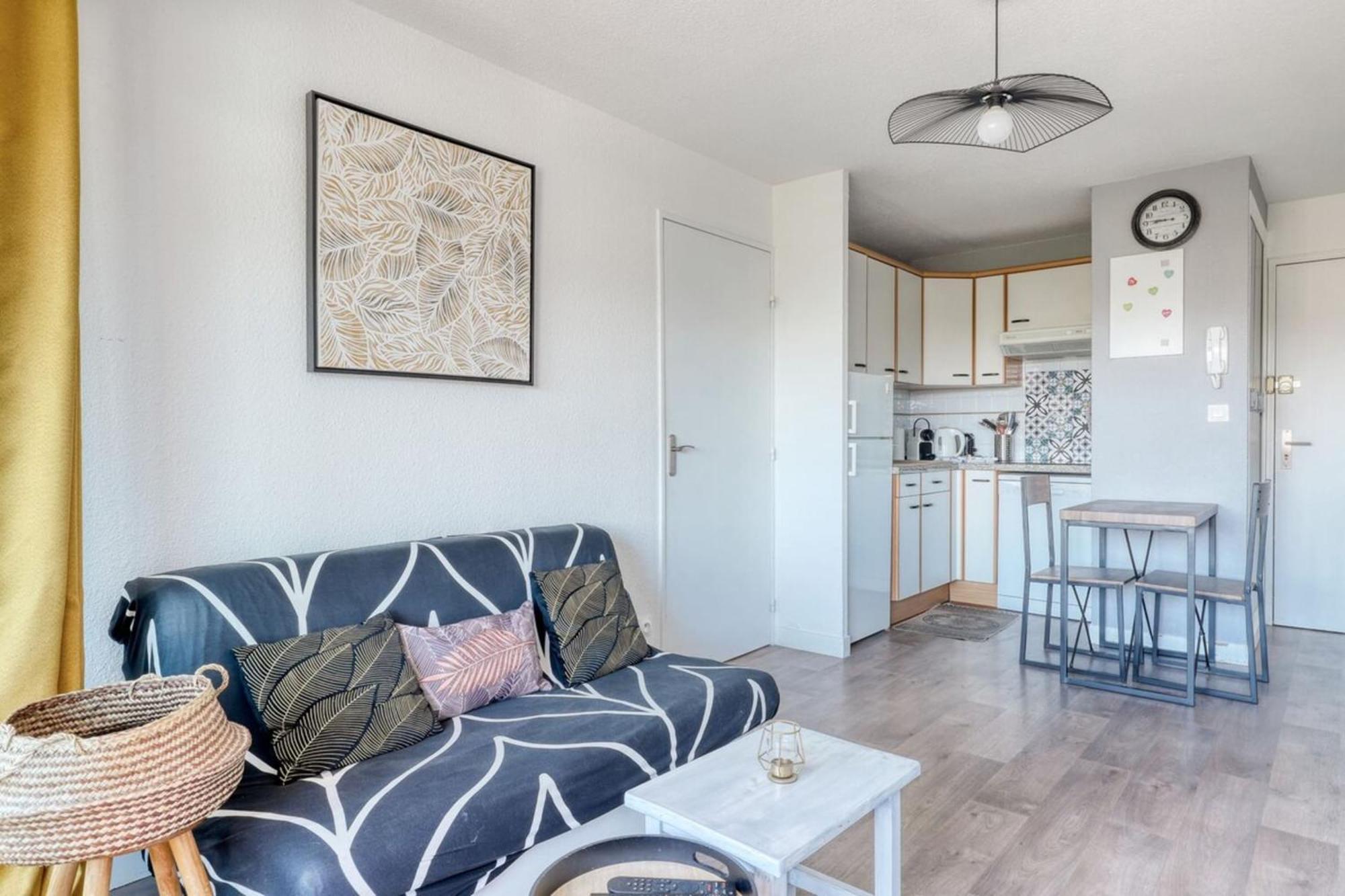 T2 600 M From The Beach! Air-Conditioned Le Lavandou Esterno foto